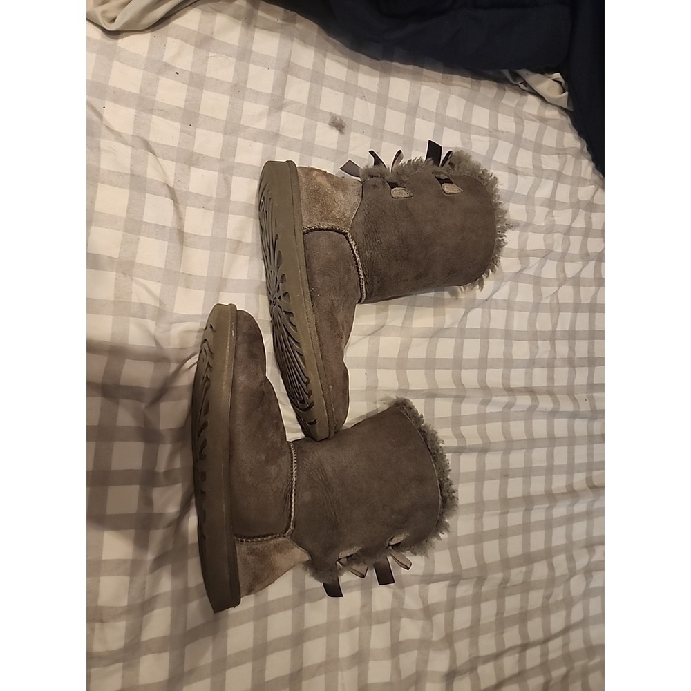 Ugg Bailey Bow II Boots Gray Size 7 Women's 1002954
